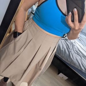 Uniqlo beige pleat skirt